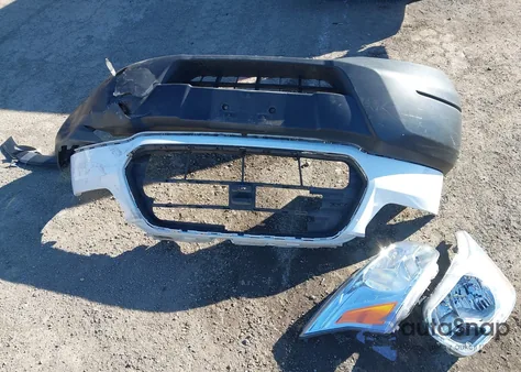 2019 Ford Transit-250 z USA, uszkodzony, nr VIN 1FTYR1ZM9KKB00495